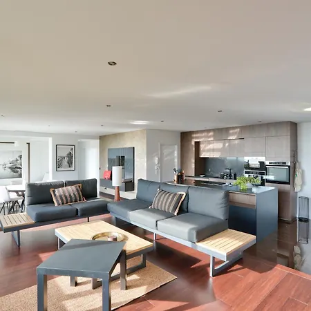 Stunning 3br Flat With Parking 500m From The Appartamento *