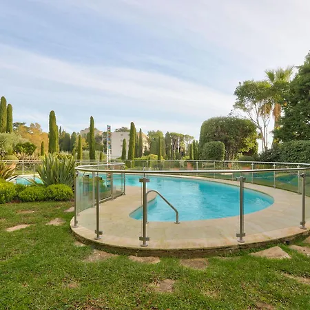 Lägenhet Stunning 3br Flat With Parking 500m From The Cannes