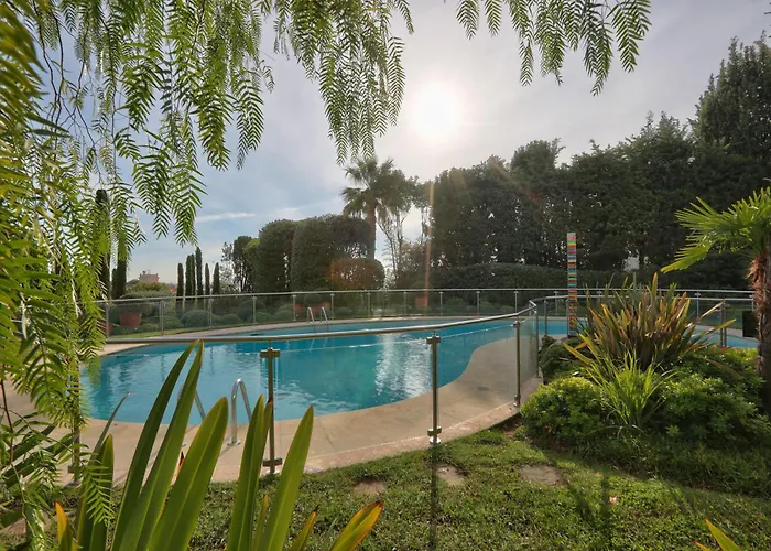 Daire Stunning 3br Flat With Parking 500m From The