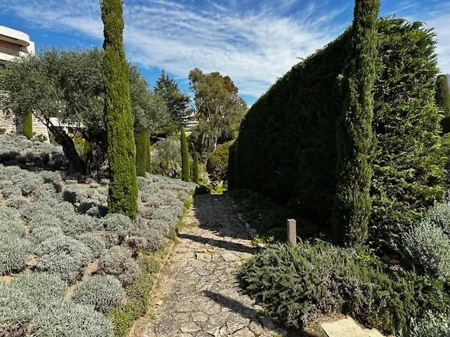 Stunning 3br Flat With Parking 500m From The Apartmán Cannes